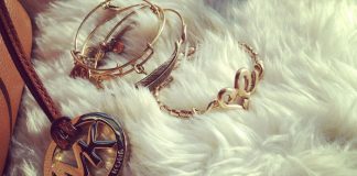 alex and ani bangles