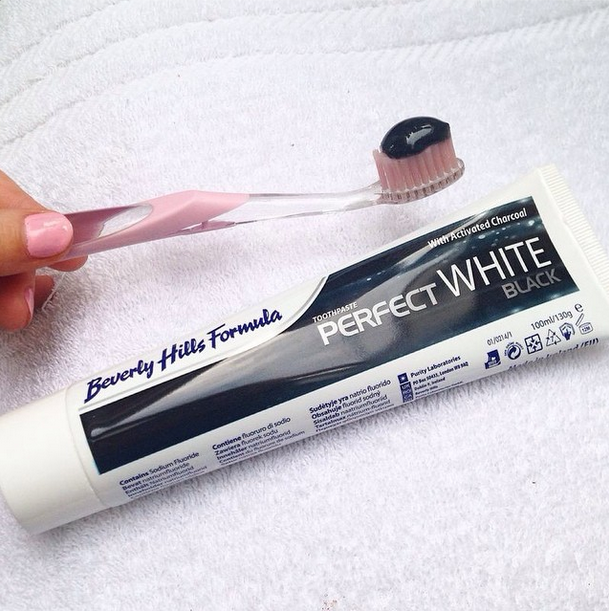 Beverly Hills Perfect White Black toothpaste