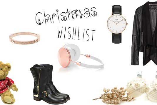 fashion and beauty blogger christmas wishilist