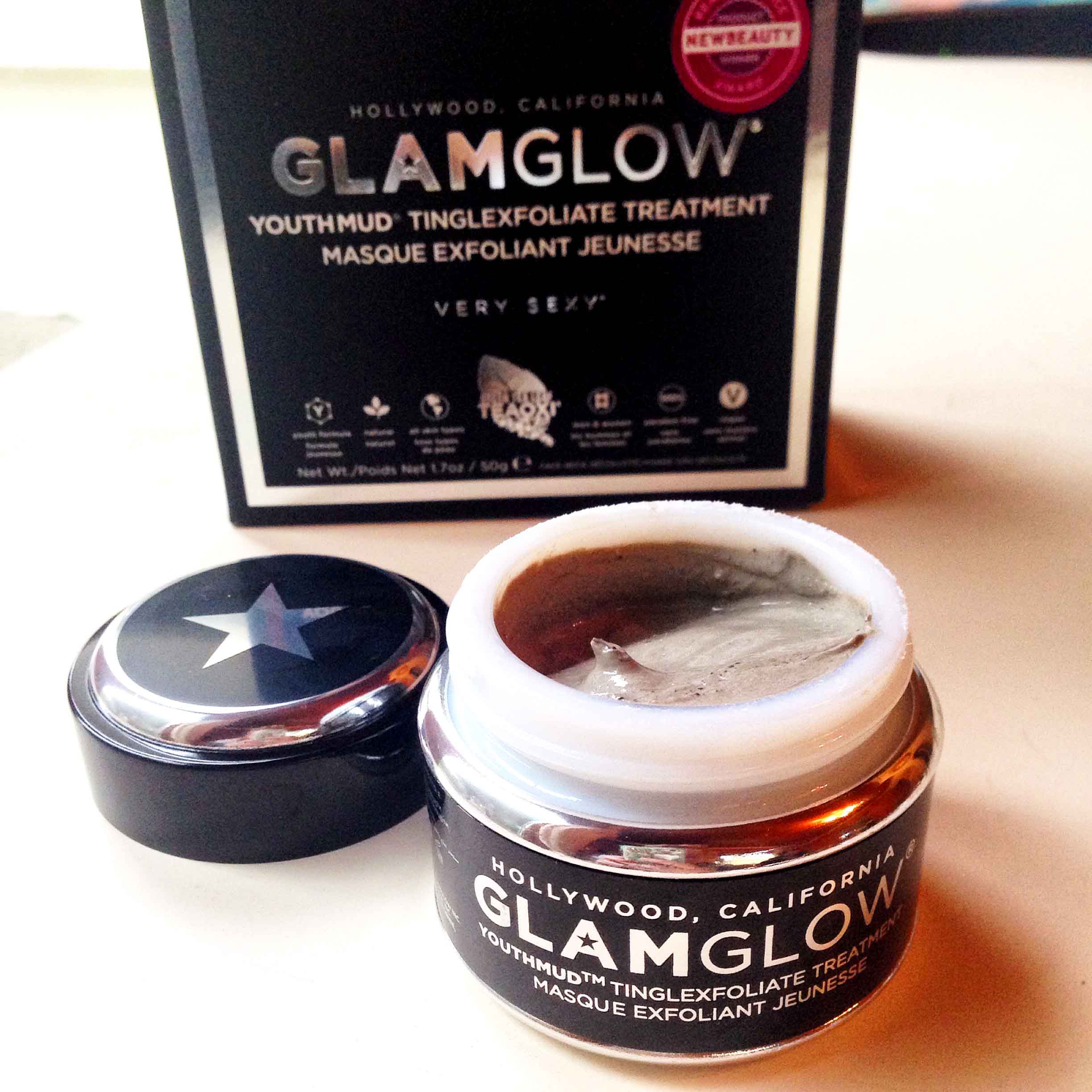 glamglow youthmud review tinglexfoliate mud mask